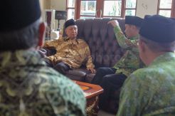 Ketum PPP Humphrey Djemat Temui Hamzah Haz