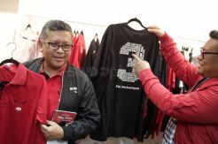 PDI Perjuangan Luncurkan Official Store Atribut PDI Perjuangan