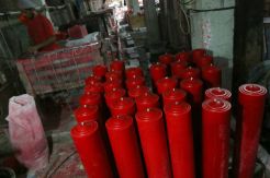 Jelang Imlek Permintaan Lilin Meningkat