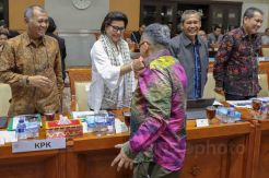 Pimpinan KPK Raker dengan Komisi III DPR