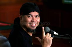 Ahmad Dhani Jalani Sidang Perdana di PN Surabaya