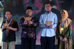 SD Kreatif Berikan Penghargaan Pada Tiga Cicit Pahlawan Nasional