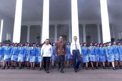 Presiden Jokowi Dialog dengan Siswa SMA Taruna Nusantara