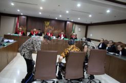 Tiga Petinggi Sinar Mas Divonis 1 Tahun 8 Bulan