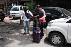 KPK Amankan 3 Koper Barang Bukti OTT Ketum PPP Romahurmuziy