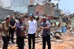 Presiden Jokowi Kunjungi Lokasi Bom Sibolga