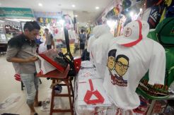 Jelang Pemilu 2019, Penjual Atribut Kampanye Banjir Pesanan