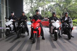 Menristekdikti Jajal Motor Listrik Gesits