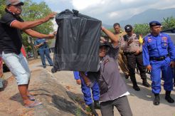 KPU Distribusikan Logistik Pemilu ke Pulau Tunda