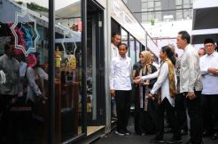 Presiden Jokowi Resmikan Halal Park di Senayan