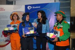Bluebird Apresiasi Kartini Modern
