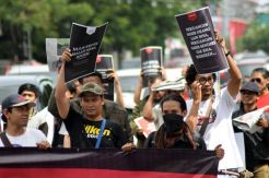 Pekerja Media Semarang Longmarch Peringati May Day