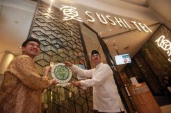 Sushi Tei Dapat Sertifikat Halal MUI