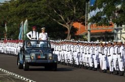 Laksda TNI Dedy Yulianto Pimpin Upacara Peringatan Hardikal ke-73