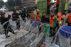 Kondisi Kawasan Sarinah Pasca Rusuh Tadi Malam