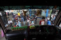 Pemudik Mulai Padati Terminal Pulogebang