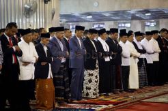 Presiden Jokowi Salat Idul Fitri di Masjid Istiqlal