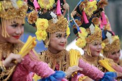 Pesona Jakarnaval di Car Free Day Jakarta