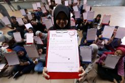 Mahasiswa Ubaya Gelar Doa Untuk Kesembuhan Risma