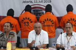 Polisi Gagalkan Penyelundupan Benih Lobster Tujuan Singapura