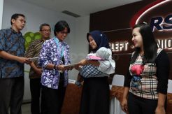 CCC RSCM Gelar Program Berbagi Senyum untuk Generasi Penerus Bangsa