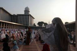 Ribuan Umat Muslim Padati Masjid Istiqlal Untuk Salat Idul Adha