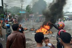 Demo di Manokwari Diwarnai Kerusuhan