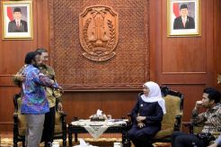 Fadli Zon Telurusi Insiden Mahasiswa Papua di Surabaya