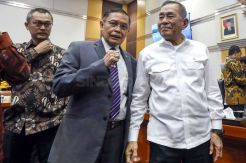 Menhan Raker dengan Komisi I DPR Bahas RUU PSDN