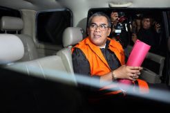 Setelah OTT, KPK Tahan Bupati Muara Enim Ahmad Yani