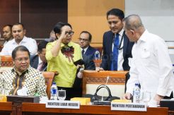 Menhan, Menlu dan Menkominfo Raker dengan Komisi I Bahas Kondisi Papua