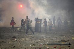 Demo Pelajar di DPR Ricuh