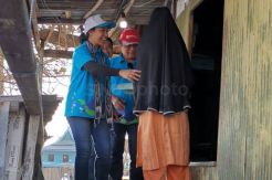 Menteri BUMN Serahkan Bantuan Broadband Learning Center di NTT