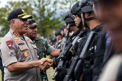 Ratusan Prajurit TNI dan Polri Ikuti Apel Gabungan di Wamena