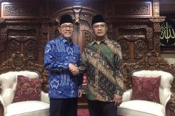 Zulkifli Hasan Temui Ketum PP Muhammadiyah Haedar Nashir