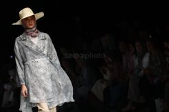 Kolaborasi Buttonscareves X Jenna dan Kaia Prive di JFW 2020