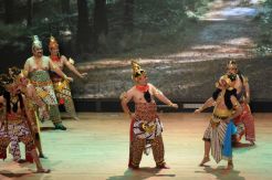Legislator PDI Perjuangan Pentaskan Wayang Orang