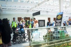 Hari Pahlawan, Anak-Anak YPAC Kunjungi Bandara Ahmad Yani Semarang