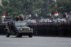Kapolri Pimpin Upacara HUT ke-74 Korps Brimob