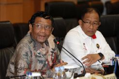 Menkopolhukam Mahfud MD Terima Kunjungan Peradi