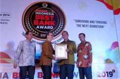 Bank DBS Indonesia Raih Best Bank Award 2019
