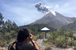 Gunung Merapi Kembali Erupsi