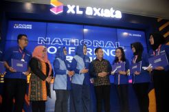 XL Axiata Mewisuda Mahasiswa Program XL Future Leaders