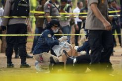 Polisi Lakukan Olah TKP Ledakan di Monas