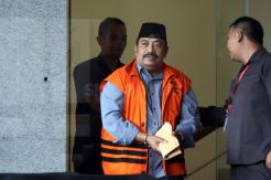 KPK Lanjutkan Pemeriksaan Penyuap Bupati Indramayu