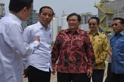 Presiden Jokowi Resmikan Pabrik Baru Polyethylene CAP