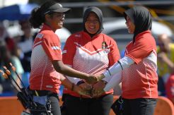 Tim Panahan Compound Putri Indonesia Raih Medali Perak