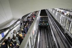 Aksi Mogok Pekerja Transportasi Paris Memasuki Hari ke-7