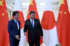 PM Jepang Shinzo Abe Temui Presiden China Xi Jinping di Beijing