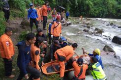 Bus Sriwijaya Rute Bengkulu-Palembang Masuk Jurang di Pagaralam